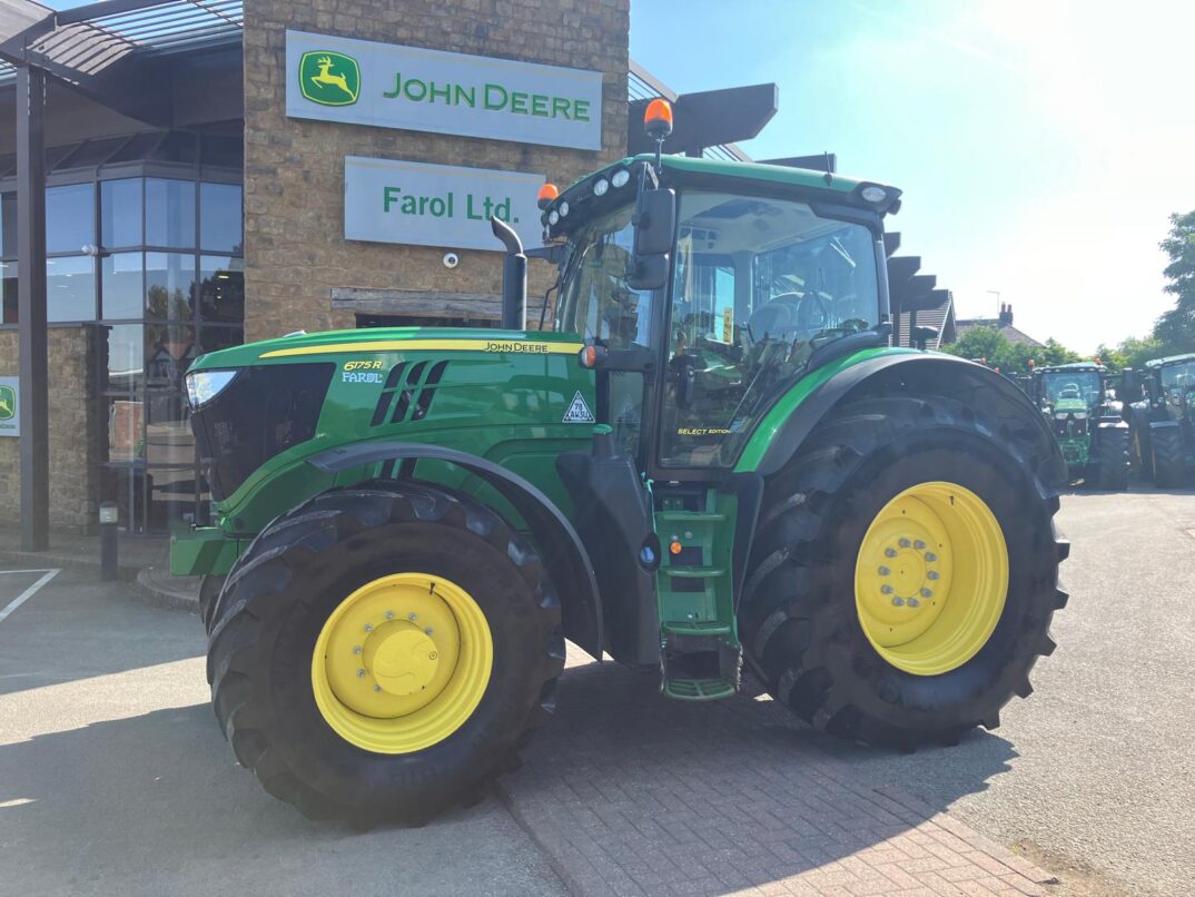 John Deere 6175R