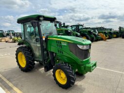 John Deere 5090GV full