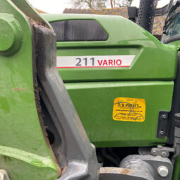 Used Fendt 211 Vario tractor full