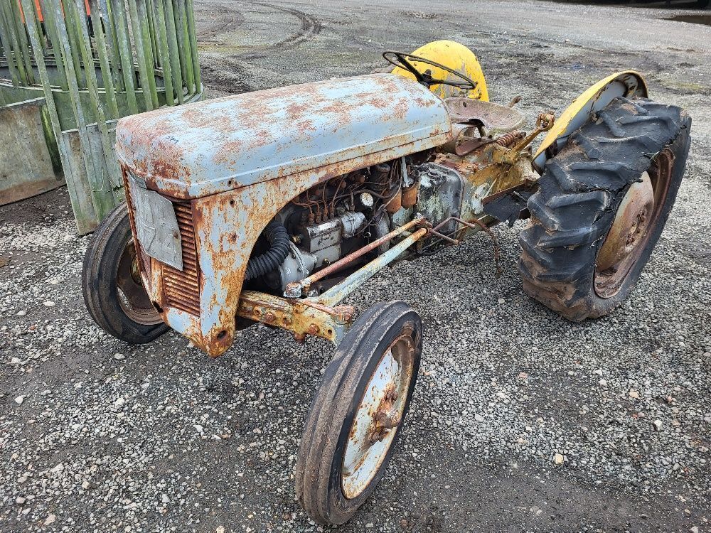 SMA 674 Massey Ferguson Tractor