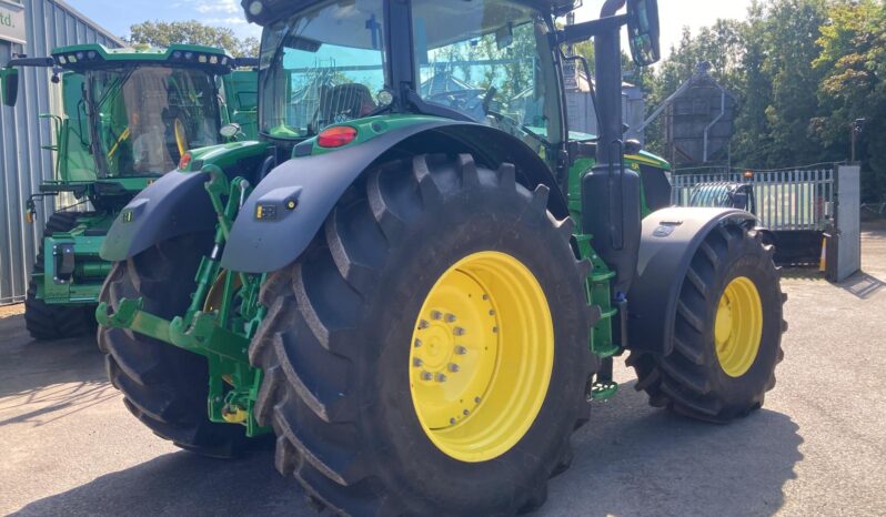 John Deere 6R 215 full