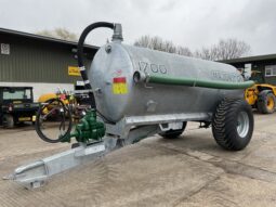 MAJOR 1700 VACUUM TANKER full