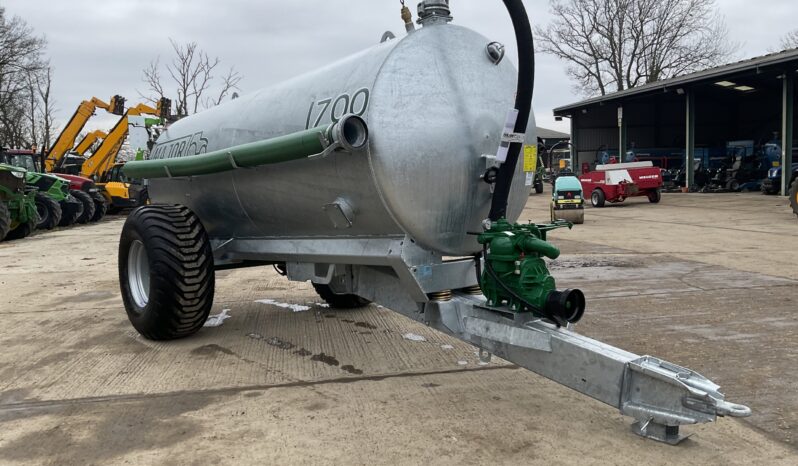 MAJOR 1700 VACUUM TANKER full