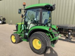 John Deere 3039R full