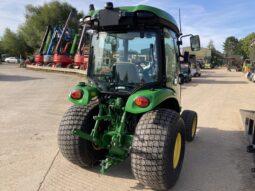 John Deere 3039R full