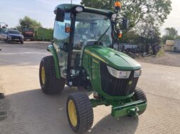 John Deere 3039R full