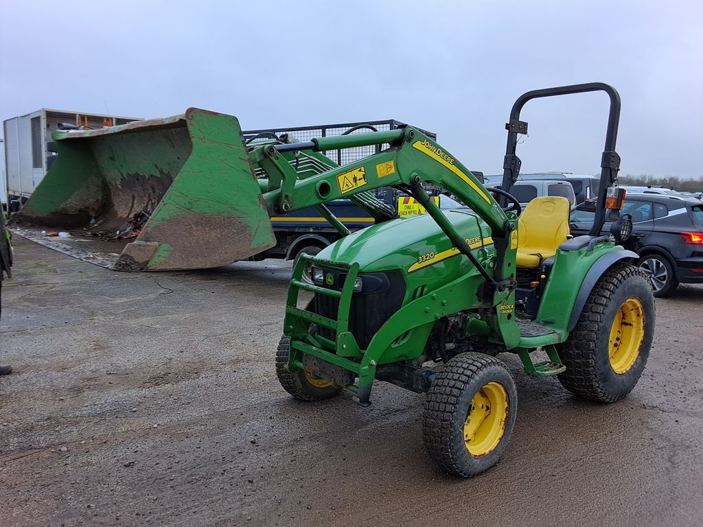 2006 JOHN DEERE   For Auction on 2025-01-22