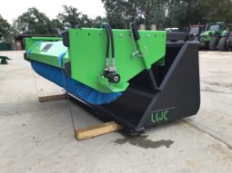 LWC SWEEPER BUCKET BRUSH full