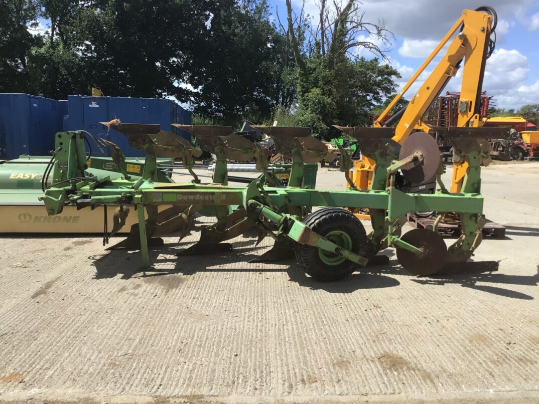 DOWDESWELL DP7 D2 PLOUGH