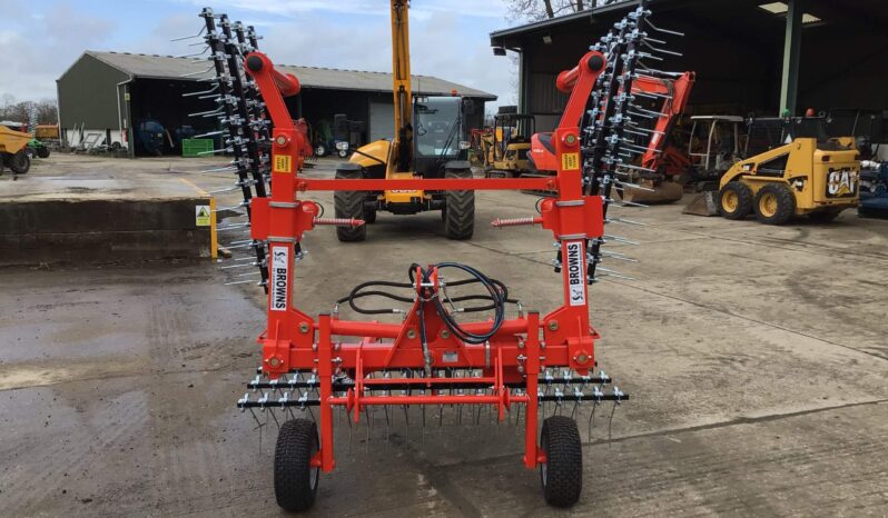 BROWNS 5 METRE GRASS HARROWS full