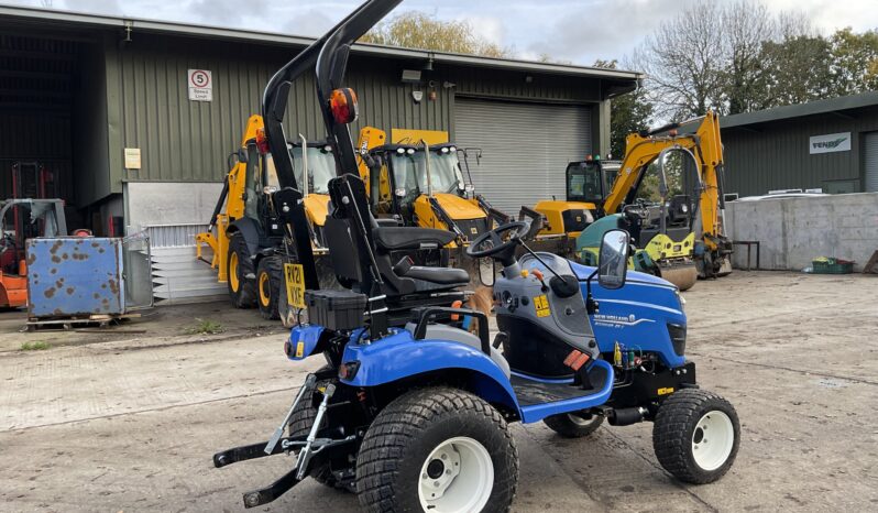 NEW HOLLAND BOOMER 25C full