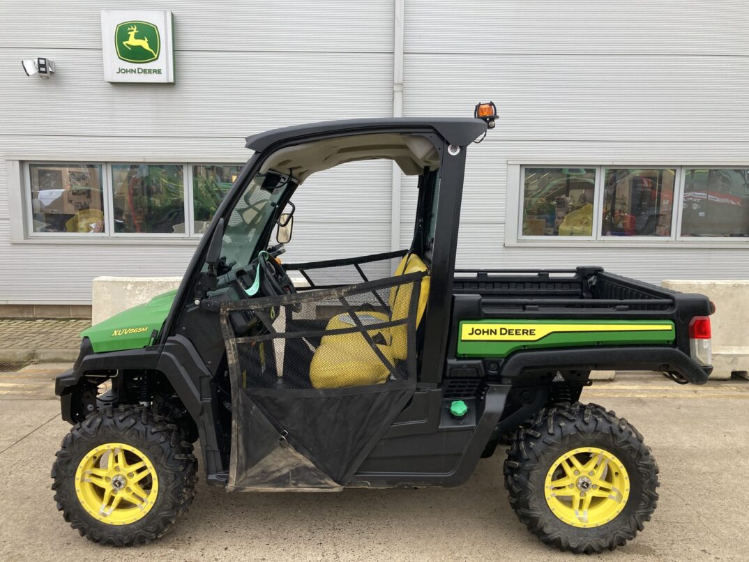 John Deere XUV865M Gator