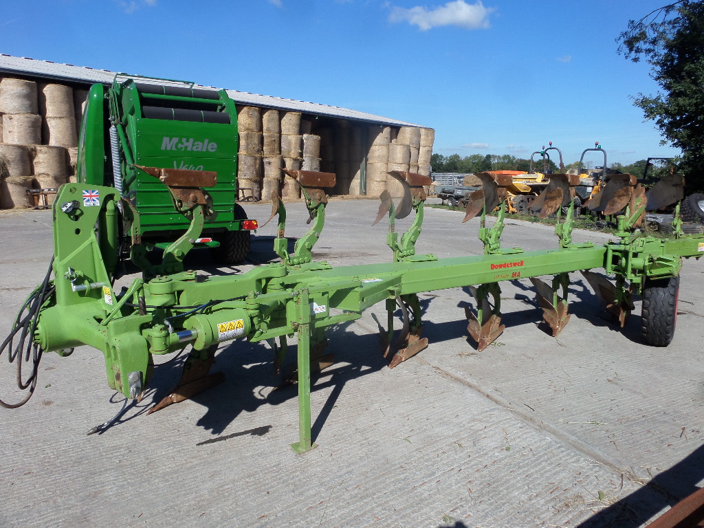 DOWDESWELL DP140 MA 7 FURROW REVERSIBLE PLOUGH