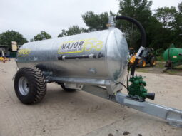 MAJOR 1700 GALLON VACUUM TANKER full