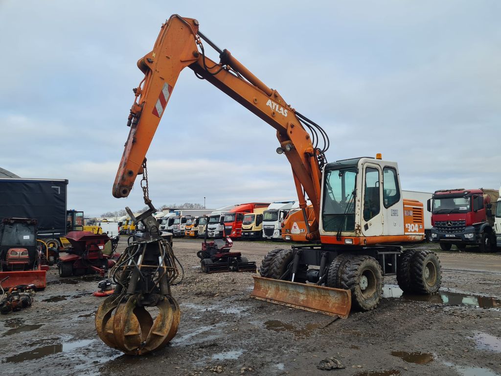 1994 ATLAS 1304 SCRAP HANDLER For Auction on 2025-02-04