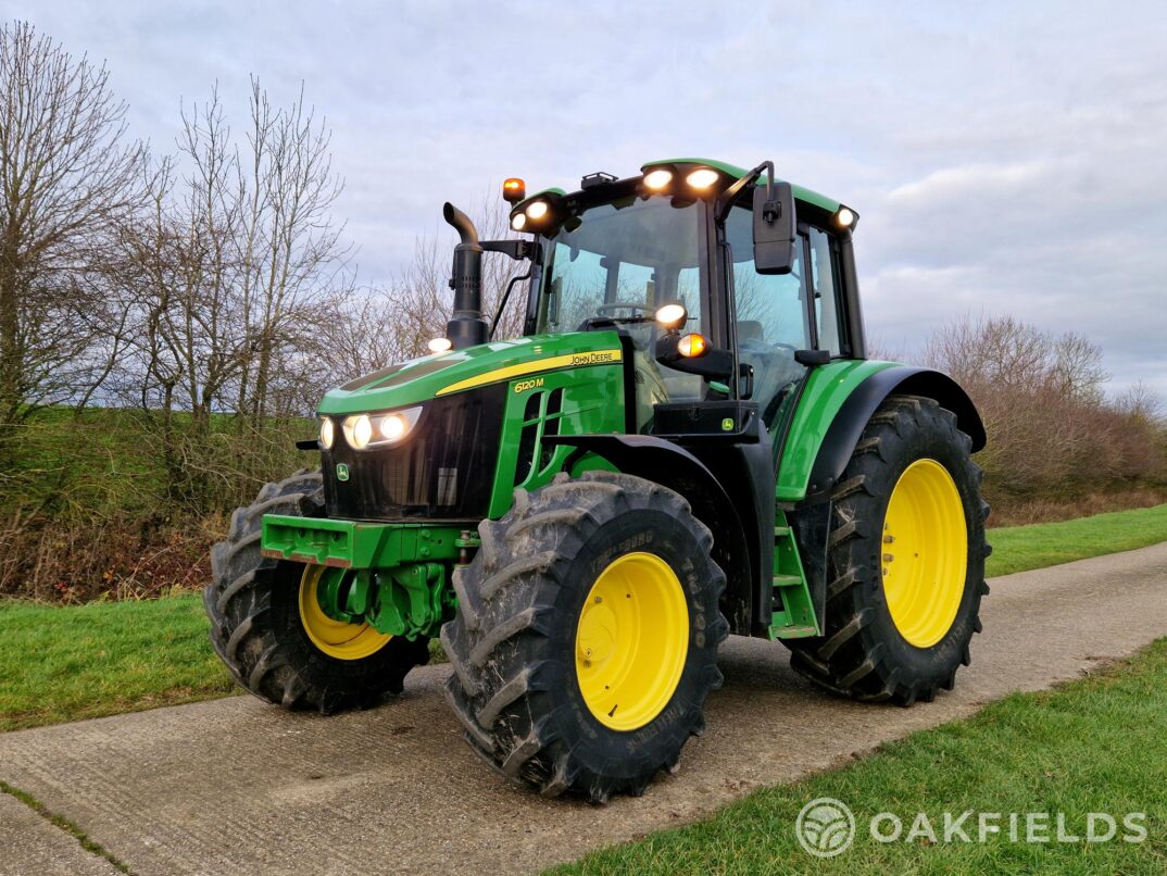 2021 John Deere 6120M