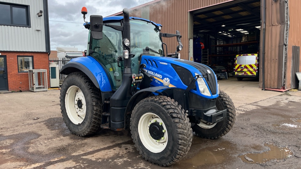 2018 NEW HOLLAND T5.120 ELECTRO COMMAND For Auction on 2025-01-28 at 09:30