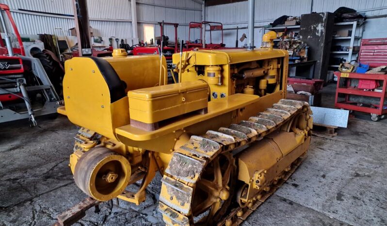 Caterpillar D2 full