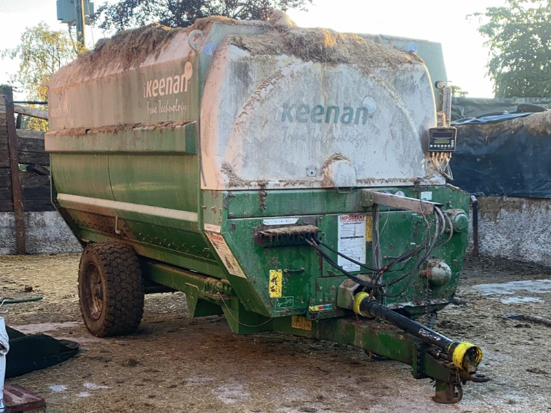 Used Keenan Mech Fiber 340 feeder