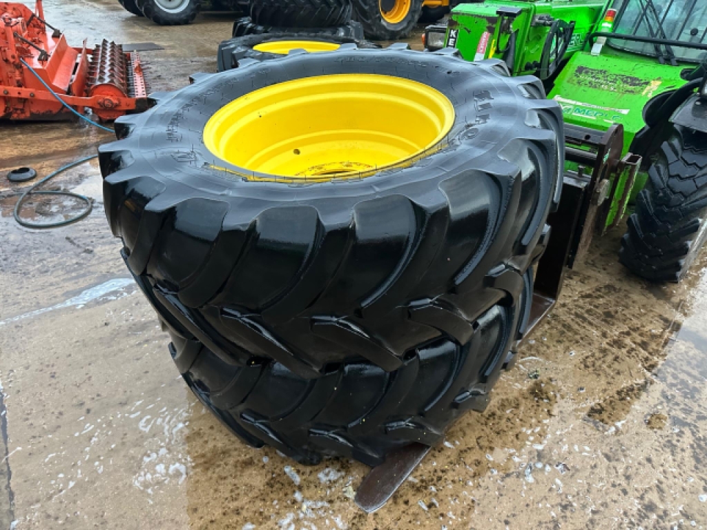 FIRESTONE 480/70 R28 TYRES ON JOHN DEERE RIMS 750 + VAT