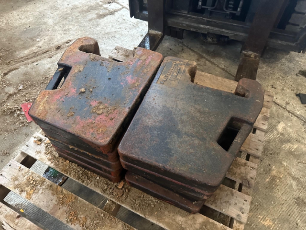CASE IH MAXXUM WEIGHTS TO FIT 5150 800 + VAT