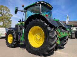 John Deere 6R 215 full