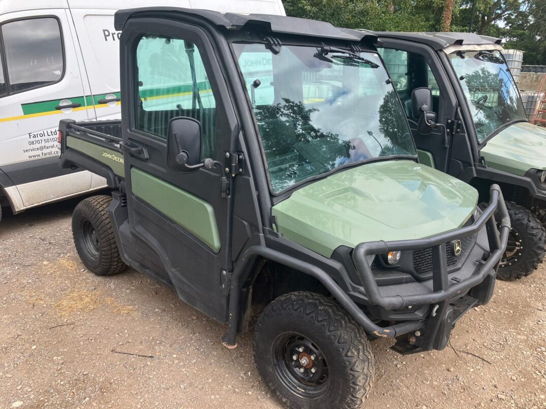 John Deere XUV865M Gator