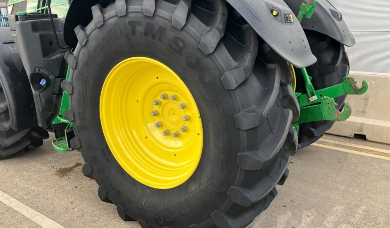 John Deere 6215R full