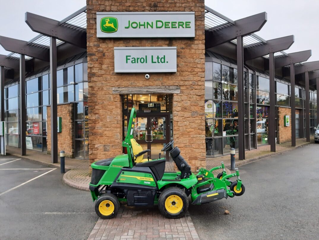 John Deere 1550