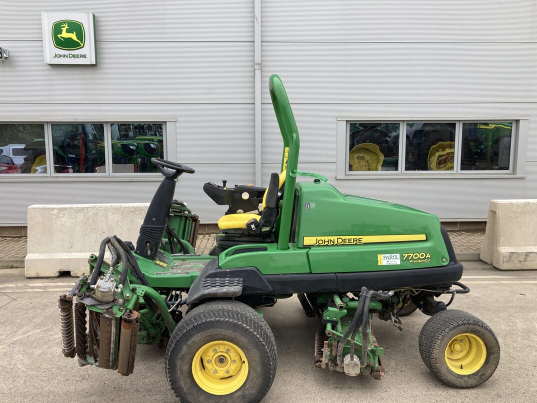 John Deere 7700A