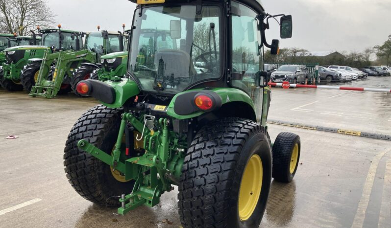 John Deere 4066R full