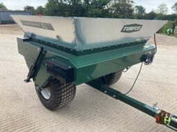 Turfco METE-R-MATIC XL Top Dresser full