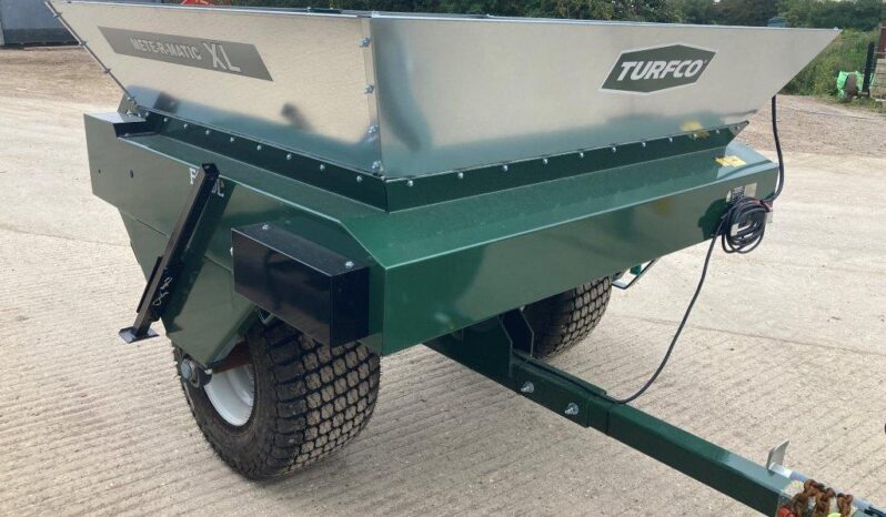 Turfco METE-R-MATIC XL Top Dresser full