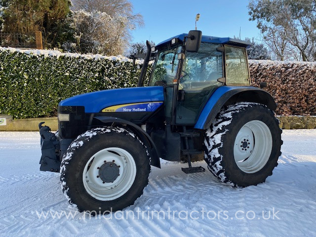 2002 New Holland TM125 Range Command