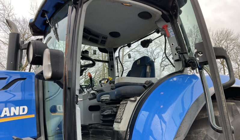 NEW HOLLAND T7.245 full