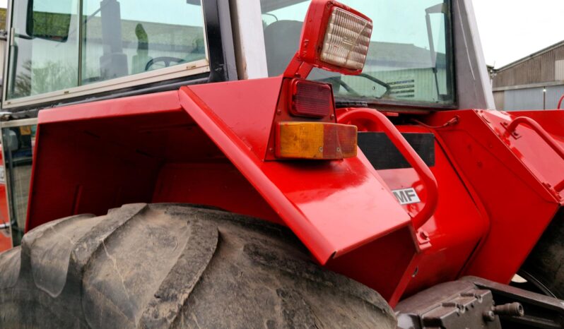 Massey Ferguson 2620 4WD Tractor full