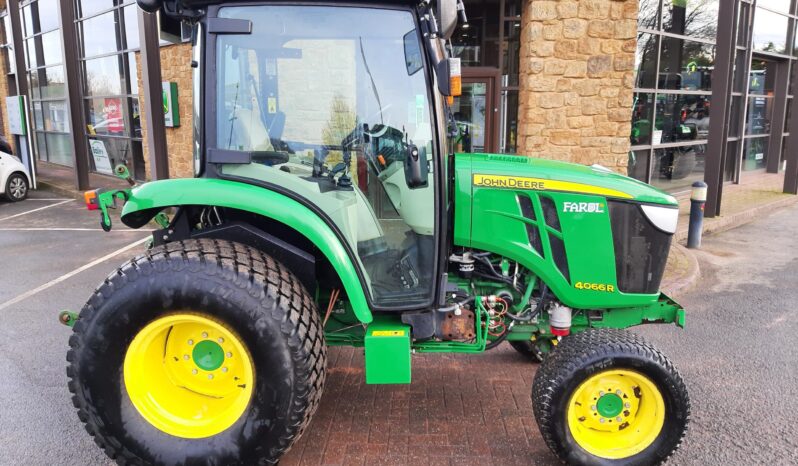 John Deere 4066R full