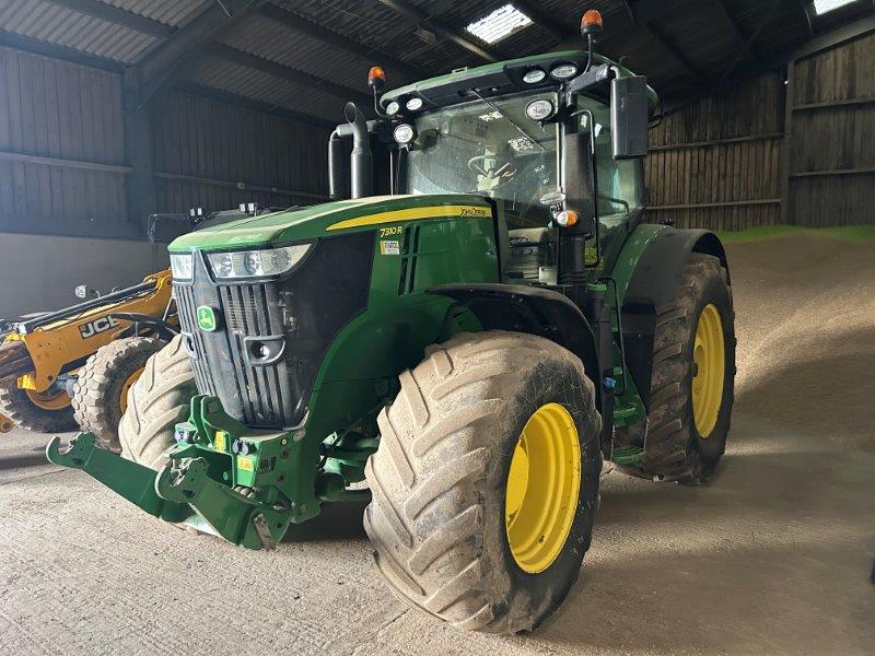 John Deere 7310R