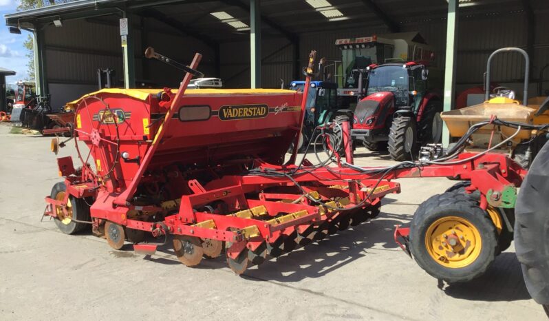 VADERSTAD SUPER RAPID 300S TRAILED DRILL full