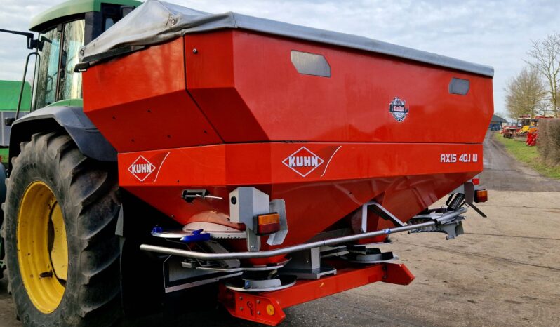 2010 Kuhn Axis 40.1 W fertiliser spreader full