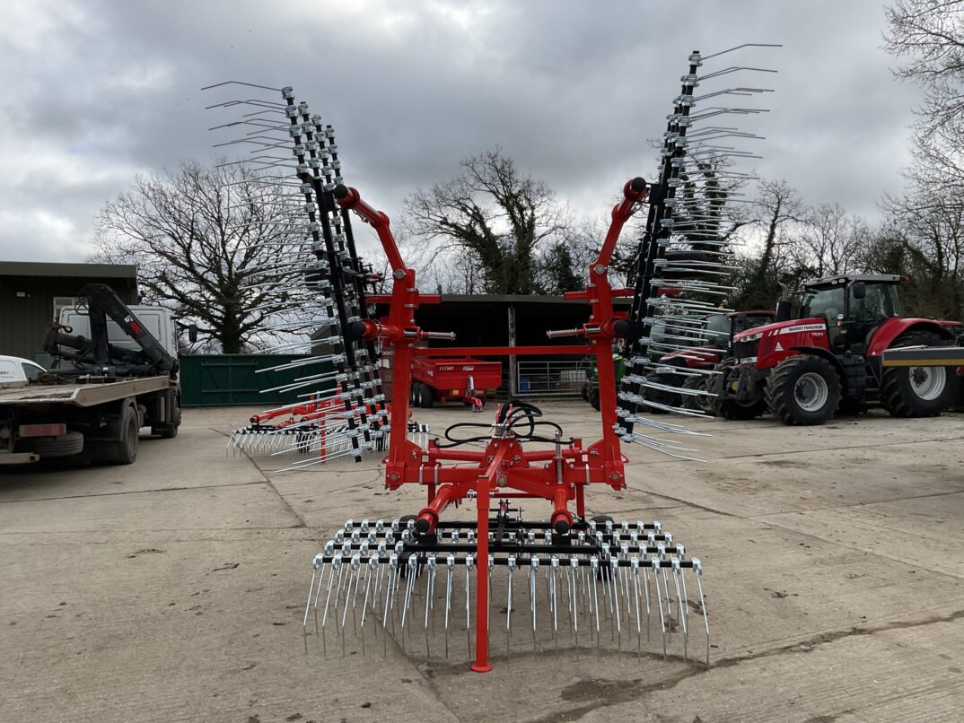 BROWNS 6M SPRING HARROW