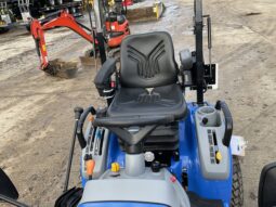 NEW HOLLAND BOOMER 25C full