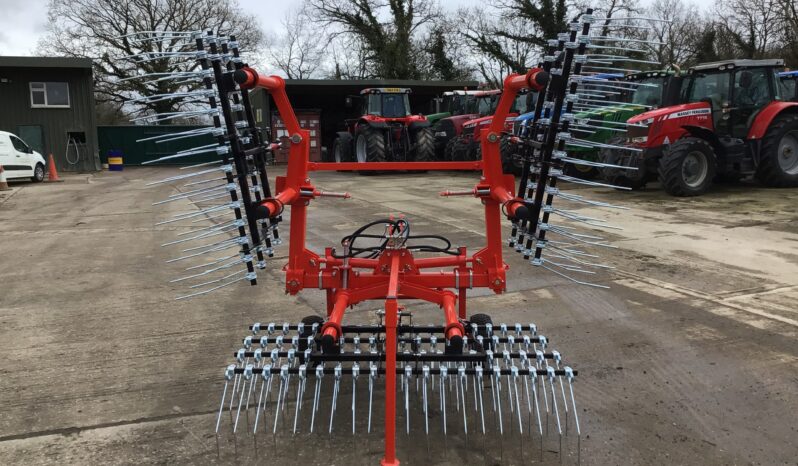 BROWNS 5 METRE GRASS HARROWS full