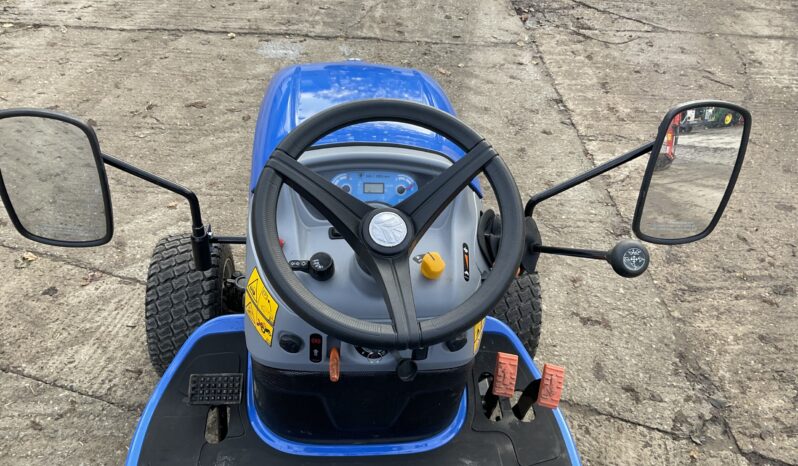 NEW HOLLAND BOOMER 25C full