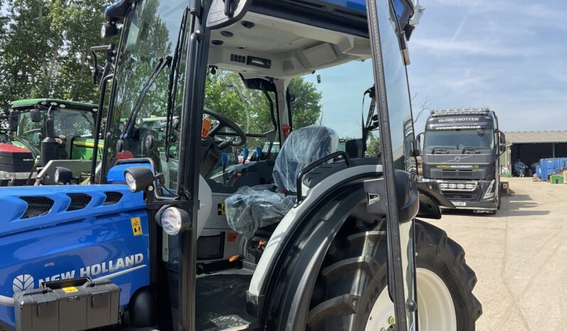 NEW HOLLAND T4.90F full