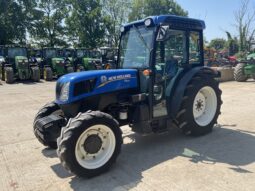 NEW HOLLAND T4.85F full