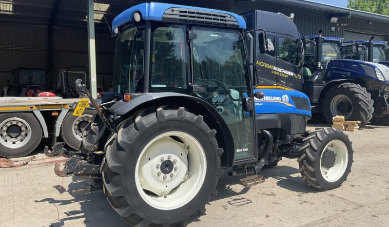 NEW HOLLAND T4.85F full