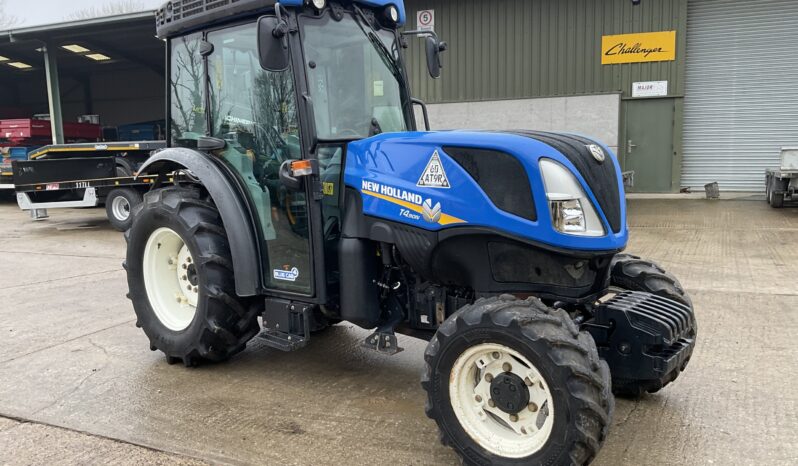 NEW HOLLAND T4.90N full