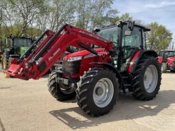 MASSEY FERGUSON 5711M full