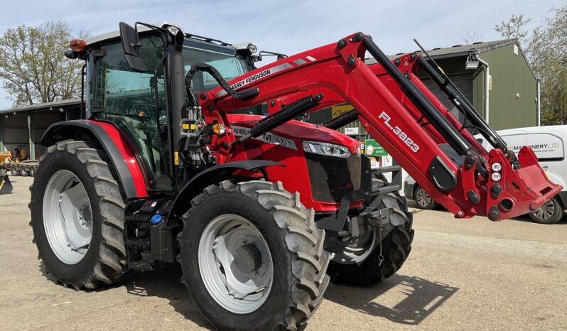 MASSEY FERGUSON 5711M full